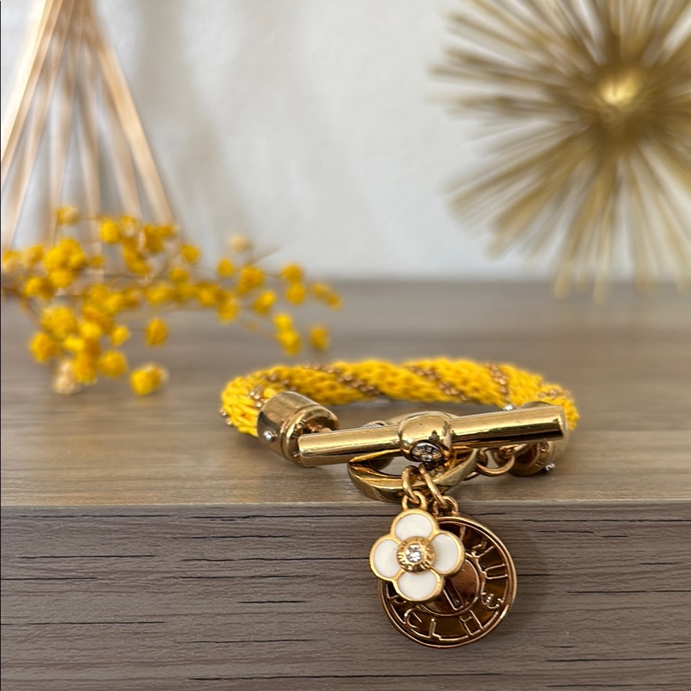 Henri Bendel bracelet